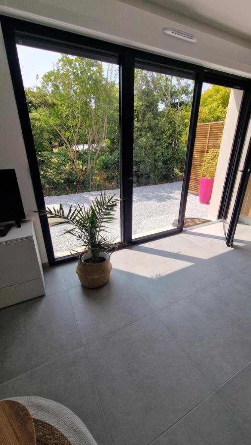Le Patio : Studio Avec Exterieur Saint-Barthelemy-d'Anjou Exterior photo